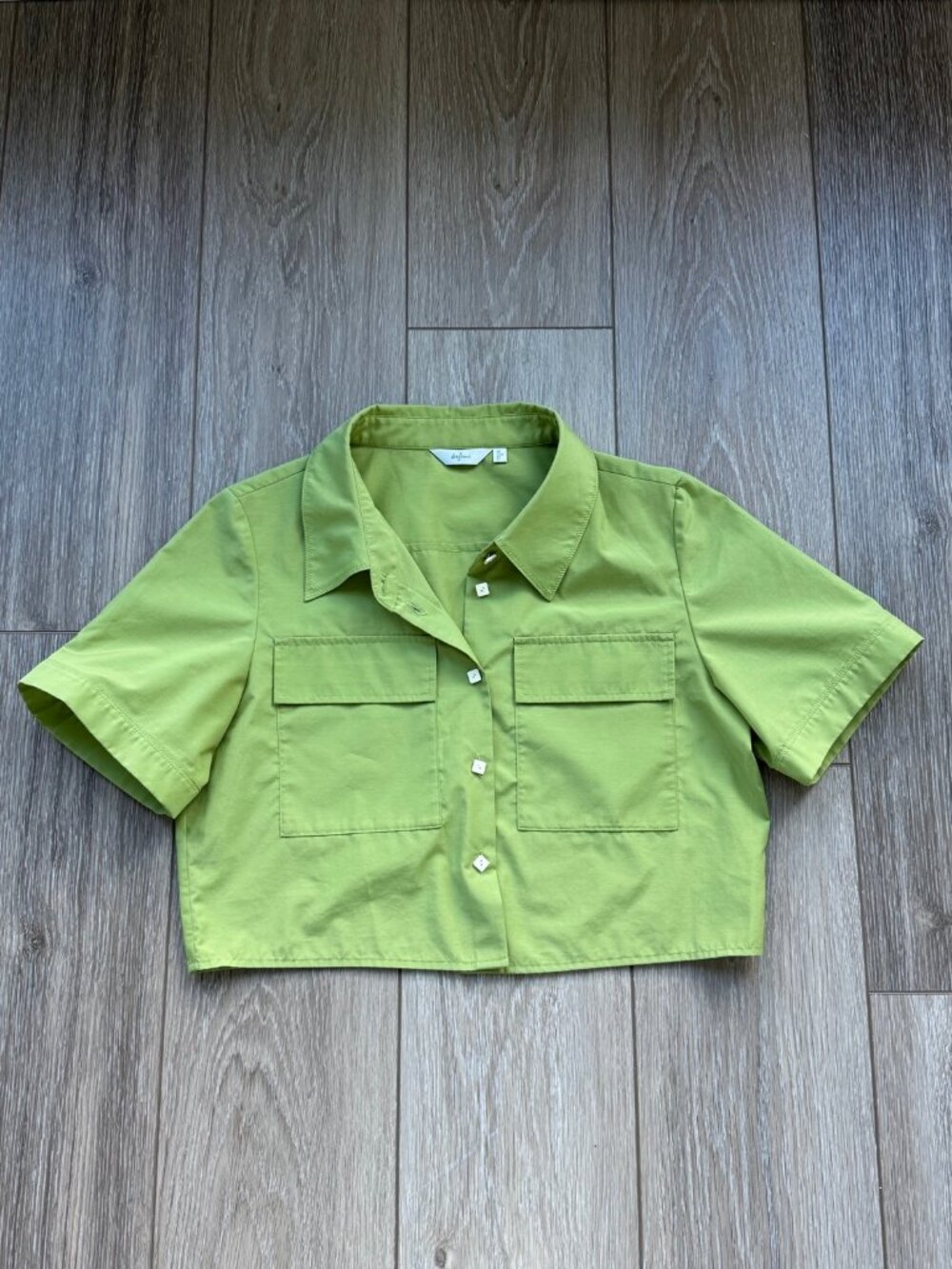 EIFINI Green Cropped Short Sleeve Button Shirt S